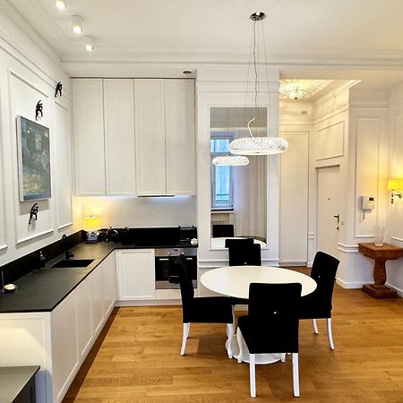Mondrian Luxury Suites & Apartments Old Town Warschau Buitenkant foto