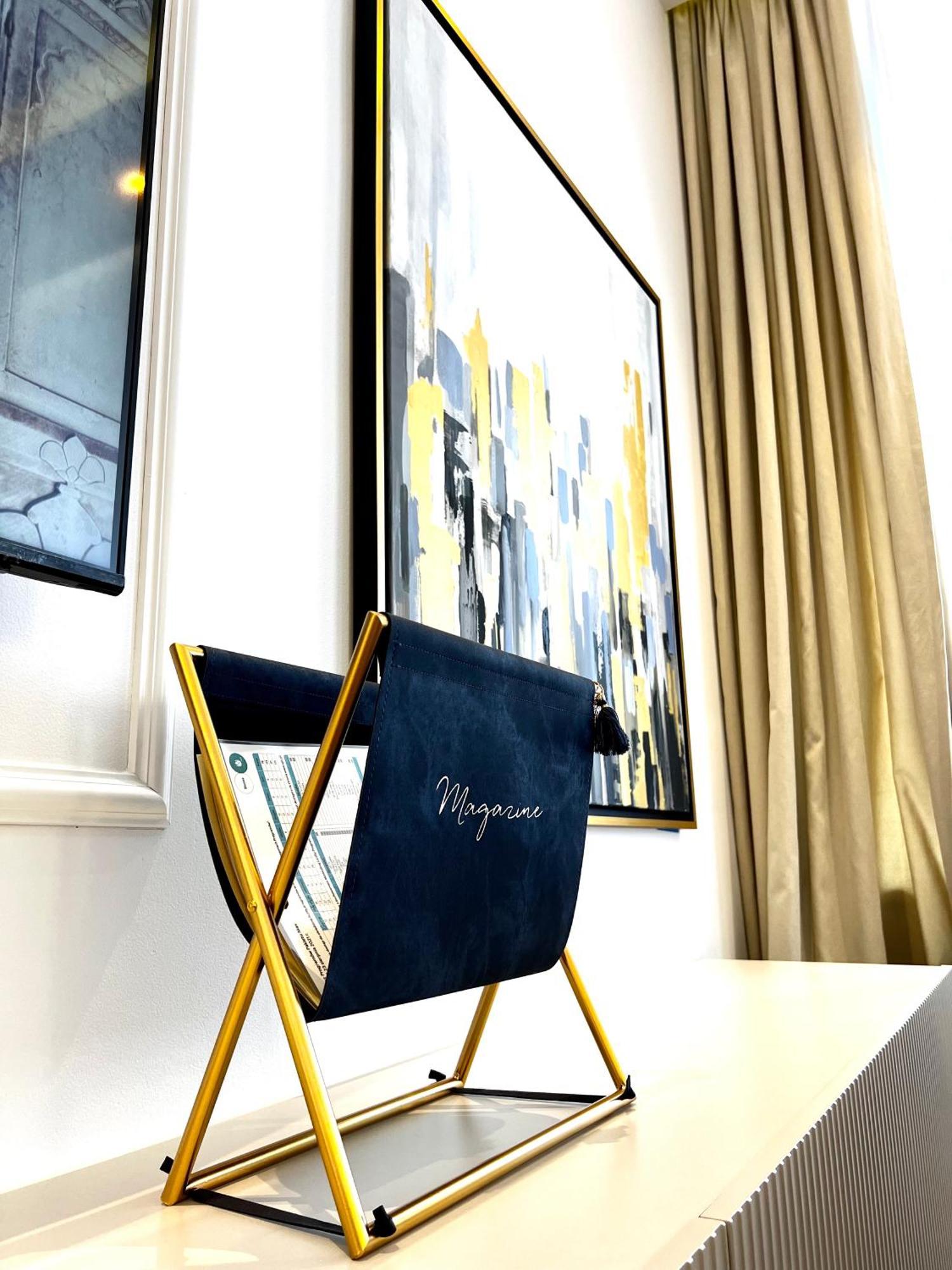 Mondrian Luxury Suites & Apartments Old Town Warschau Kamer foto
