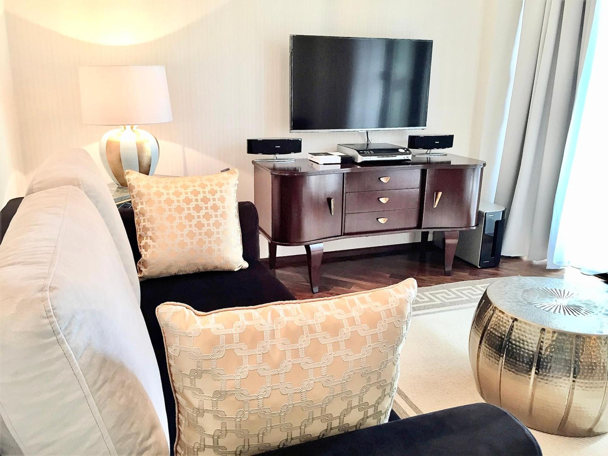 Mondrian Luxury Suites & Apartments Old Town Warschau Kamer foto